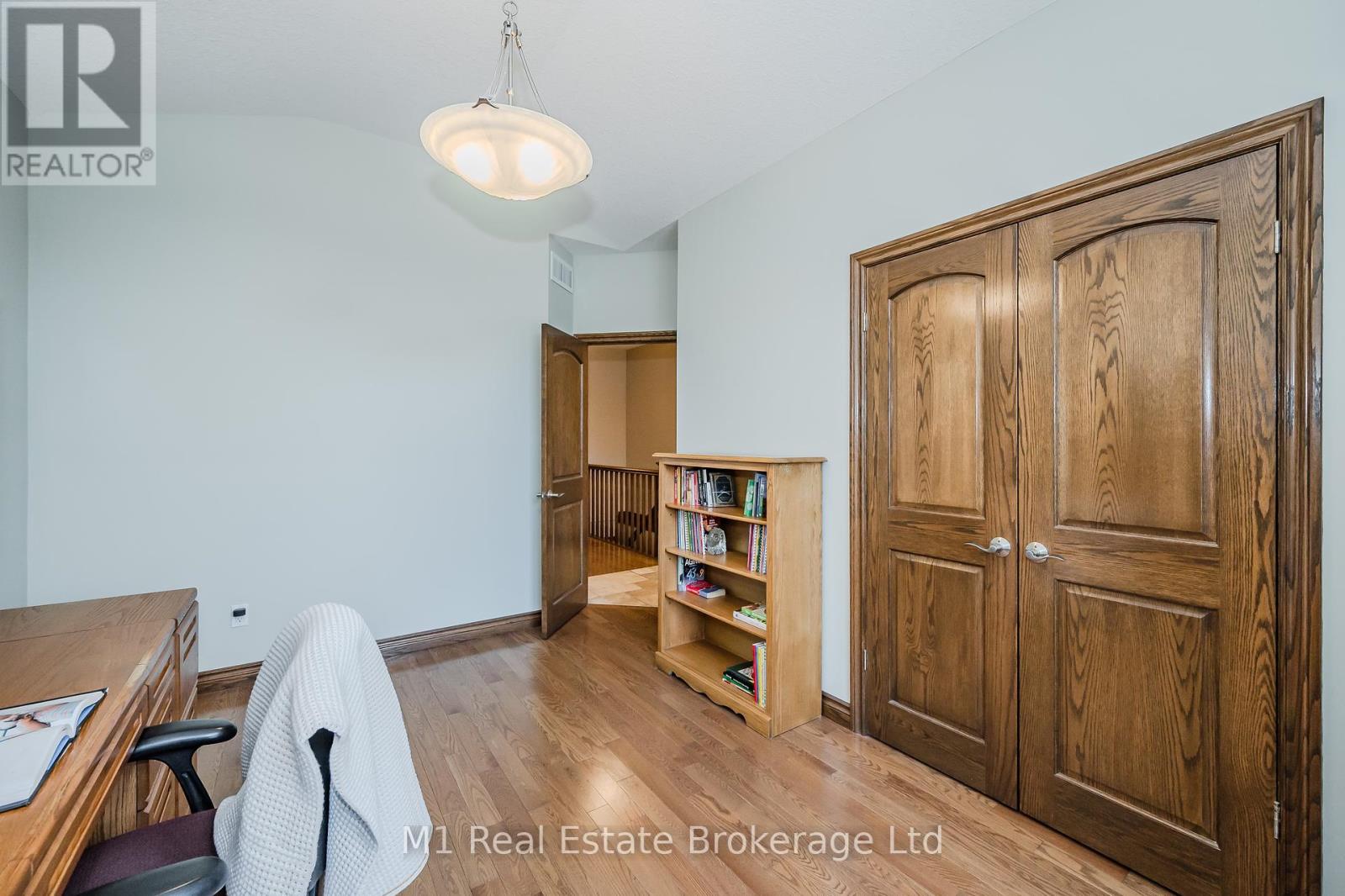 19 - 15 Valley Road, Guelph, Ontario  N1L 0H3 - Photo 24 - X12061425