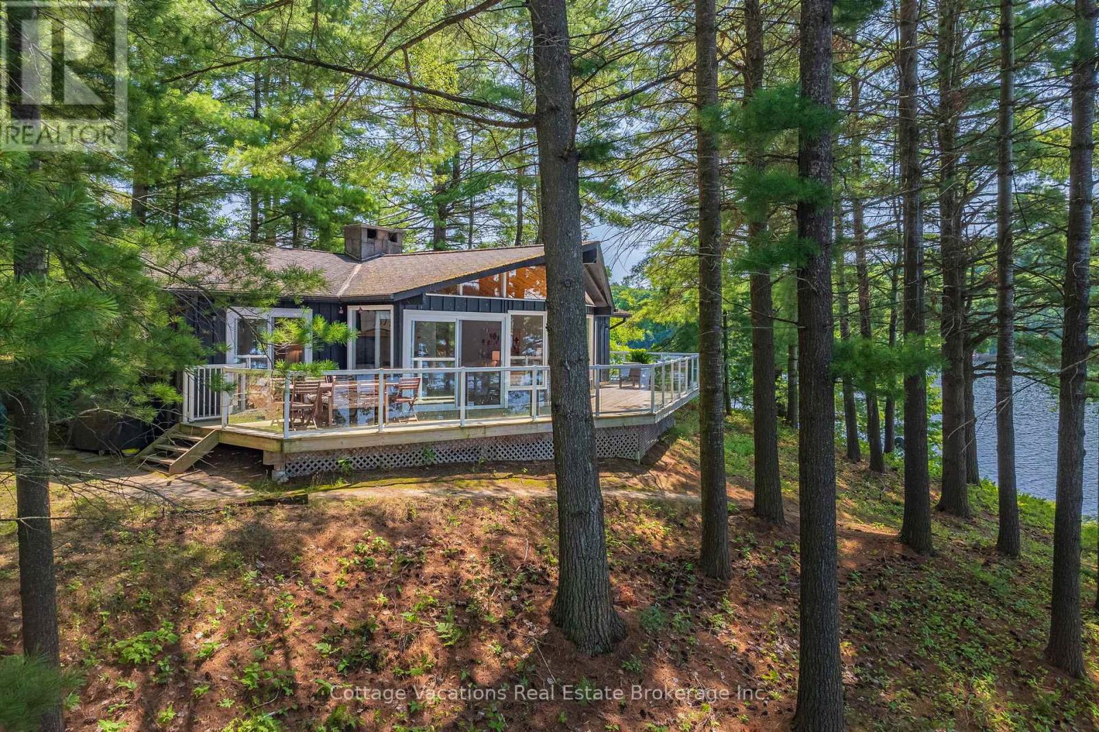 100 Rumballs, Huntsville, Ontario  P0B 1L0 - Photo 20 - X12139155