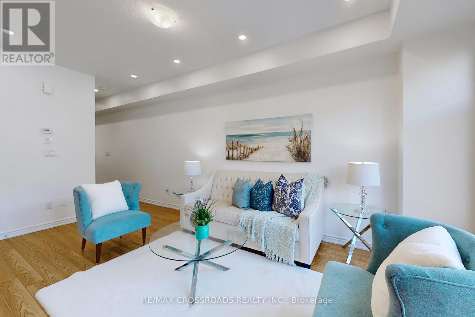 Property at 788 KOOTENAY PATH image 4