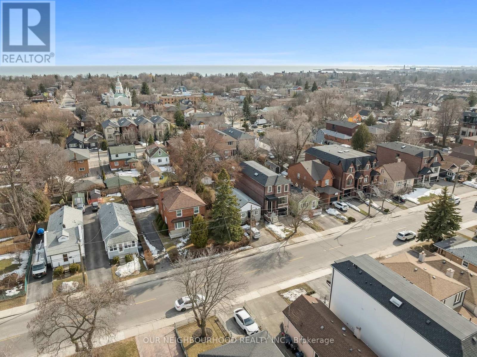 37 ELDER AVENUE, Toronto, Ontario