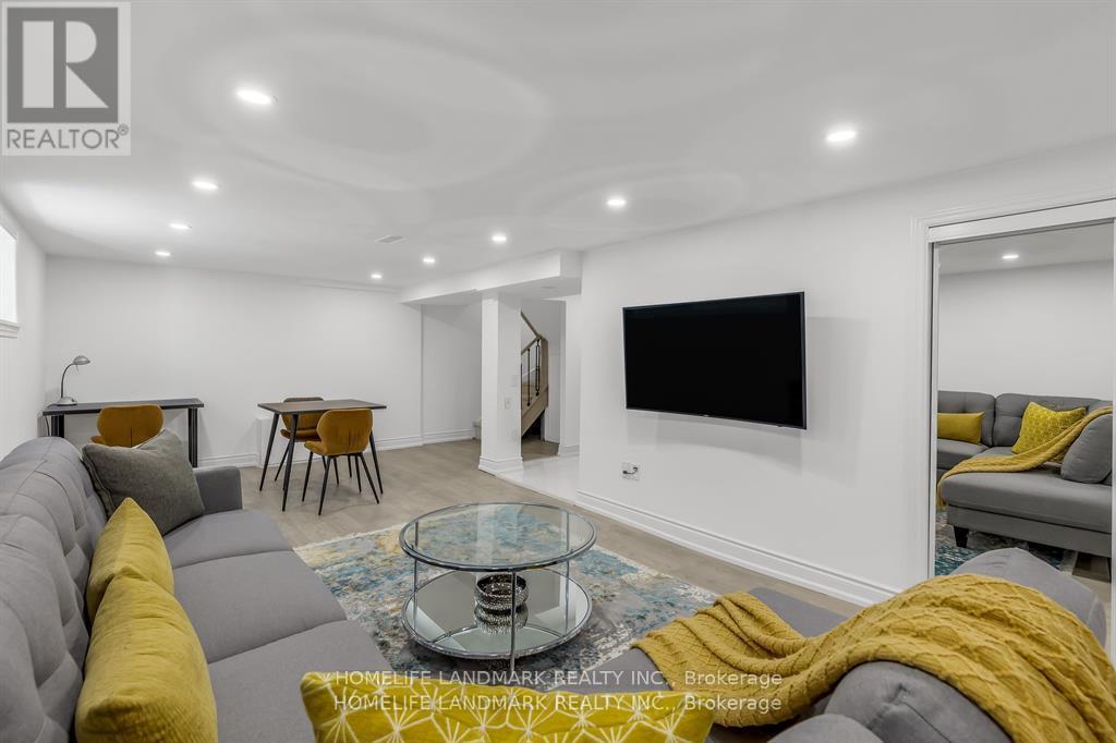 Lower - 34 Ringley Avenue, Toronto (Stonegate-Queensway), Ontario  M8Y 1P1 - Photo 3 - W12139142