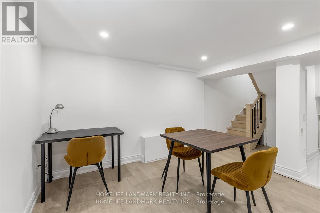 Lower - 34 Ringley Avenue, Toronto (Stonegate-Queensway), Ontario  M8Y 1P1 - Photo 4 - W12139142