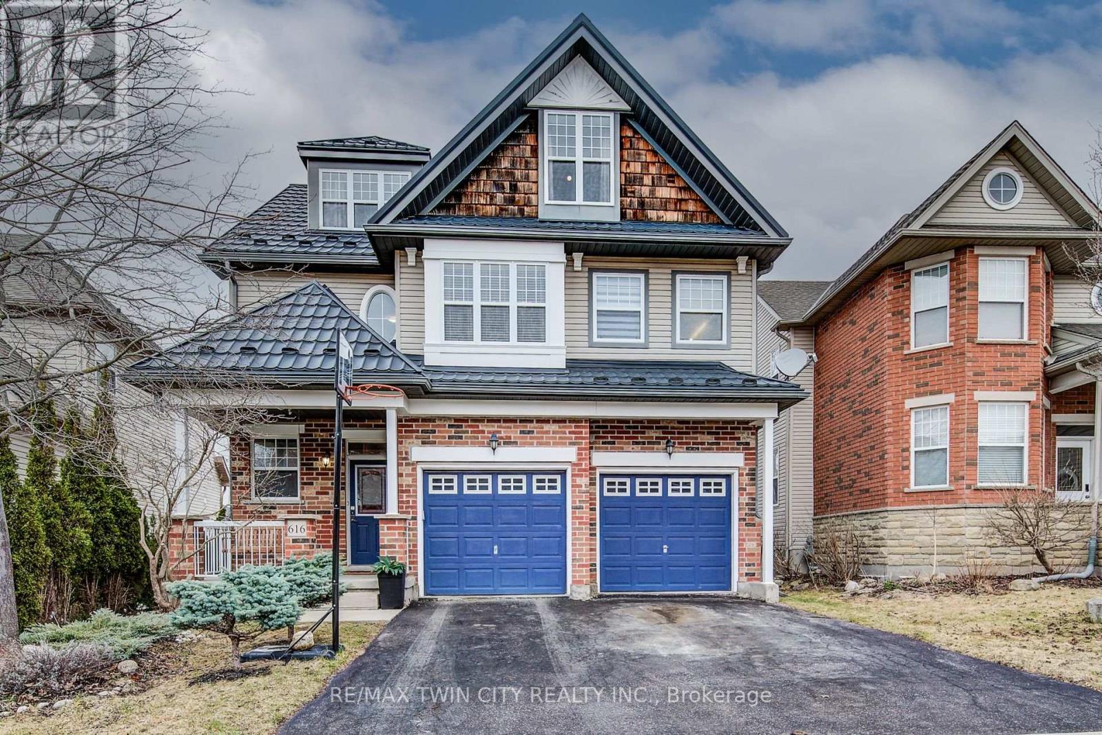 616 FRIEBURG DRIVE, Waterloo, Ontario