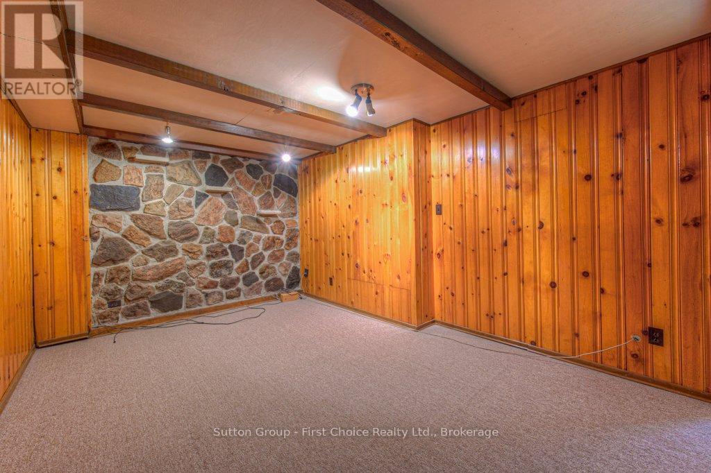 77 Huron Road W, Perth South, Ontario  N0K 1X0 - Photo 30 - X12139165