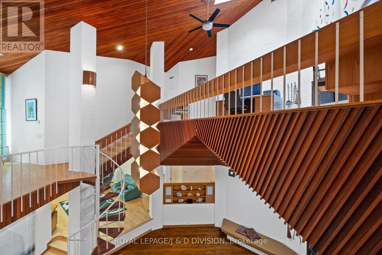 3 Fourthgreen Place, Toronto, Ontario  M9C 2L9 - Photo 6 - W12024876