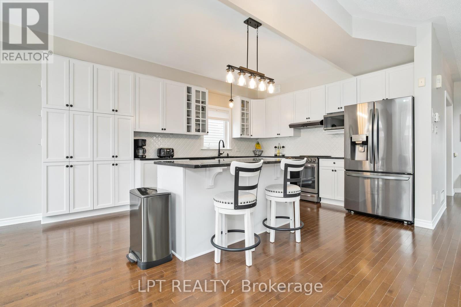 140 Montargis Circle, Ottawa, Ontario  K4A 0M5 - Photo 6 - X12138811