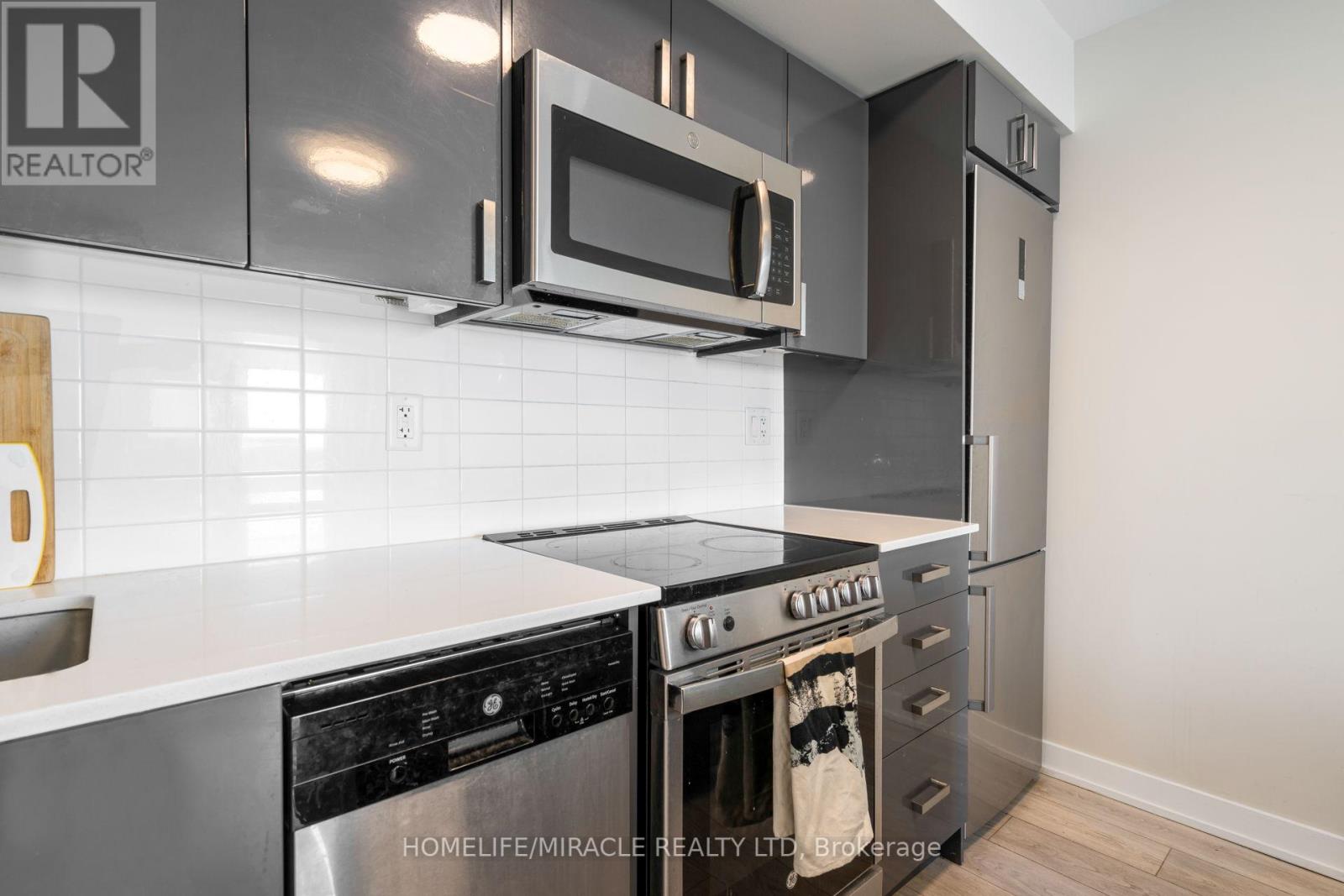 1413 - 38 Monte Kwinter Court, Toronto, Ontario  M3H 0E2 - Photo 22 - C12139173