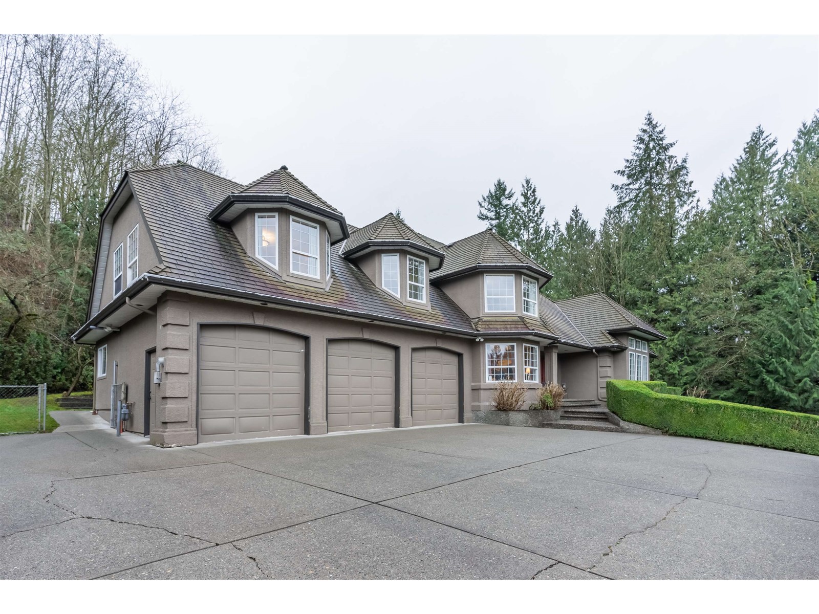Property at 25754 82 AVENUE image 3