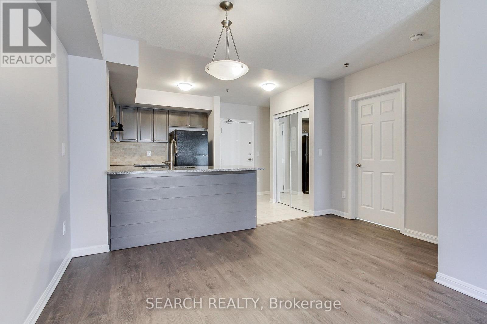 102 - 70 Baycliffe Road, Brampton, Ontario  L7A 0Z5 - Photo 6 - W12139180