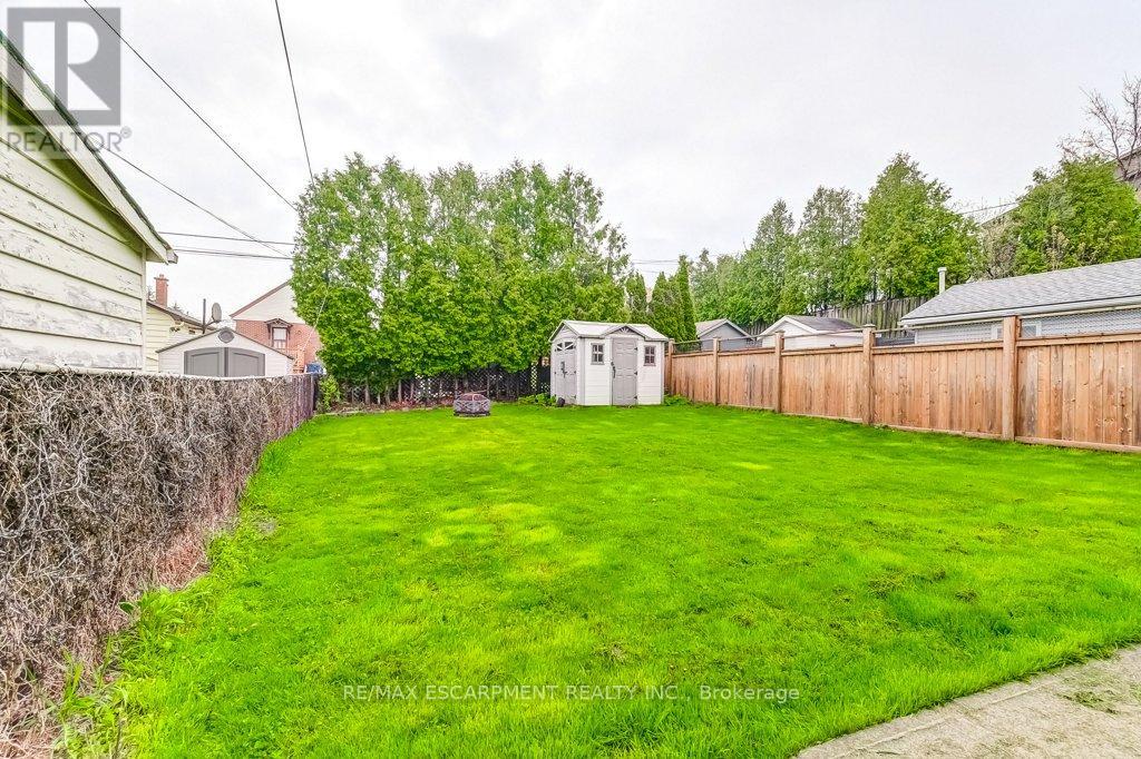 127 Barons Avenue S, Hamilton (Bartonville), Ontario  L8K 2Y8 - Photo 35 - X12134748