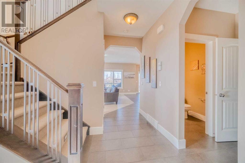 Property at 109 Panamount Point NW image 5