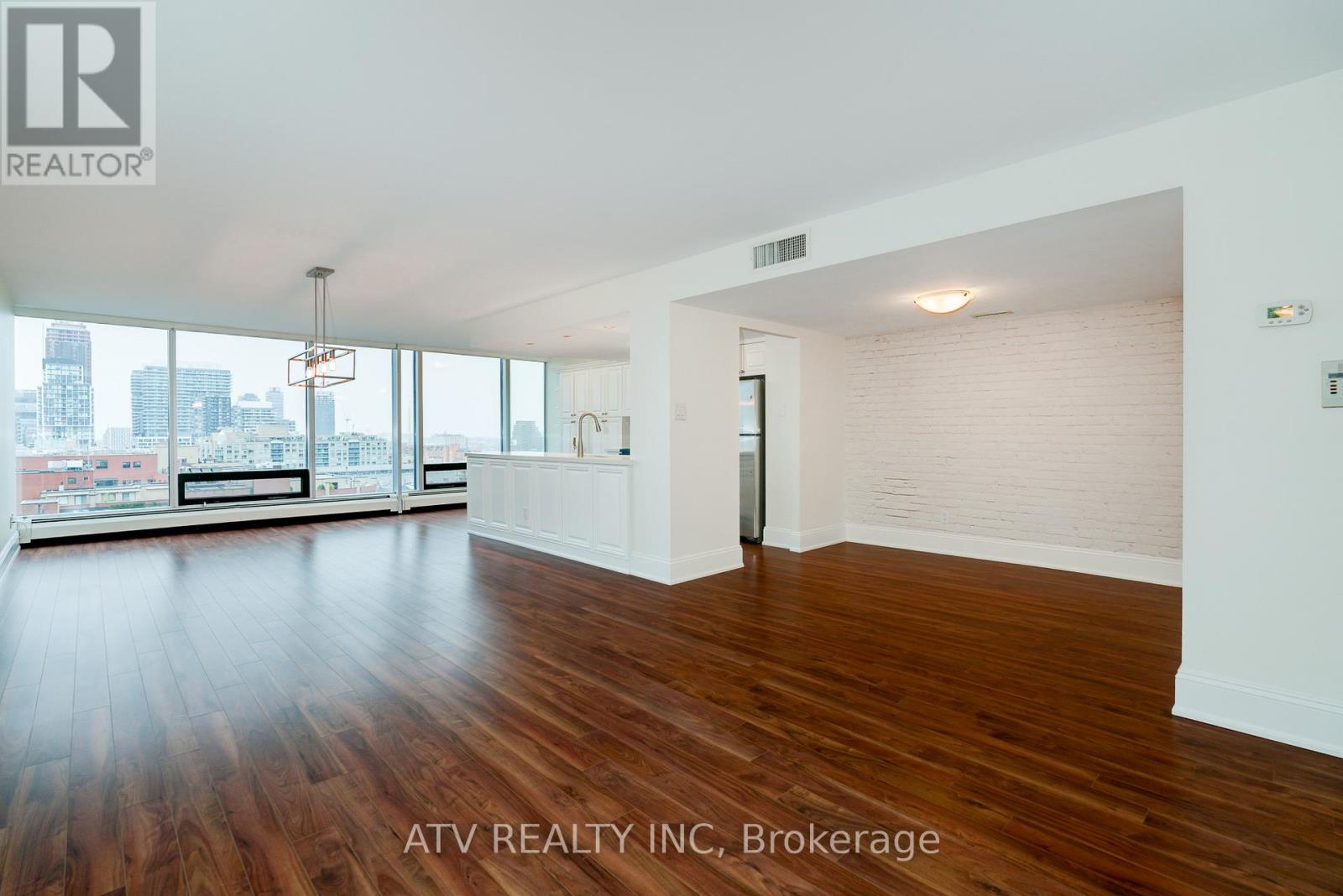 #1404 - 30 Wellington Street E, Toronto, Ontario  M5E 1S3 - Photo 17 - C12109278