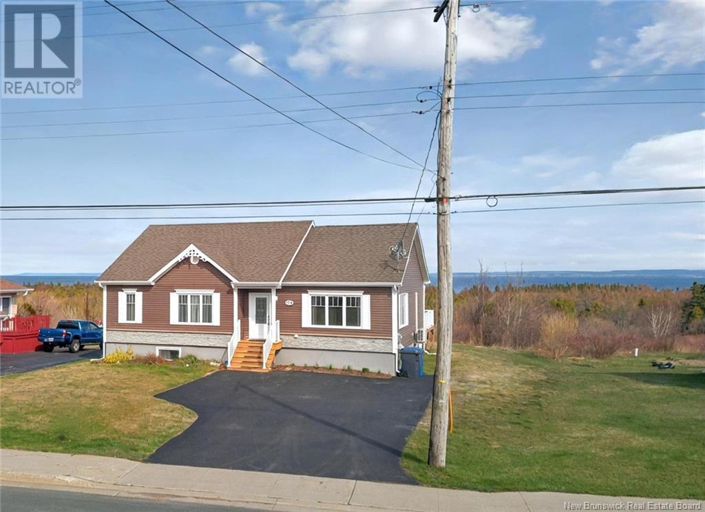 Property at 236 rue Acadie image 3