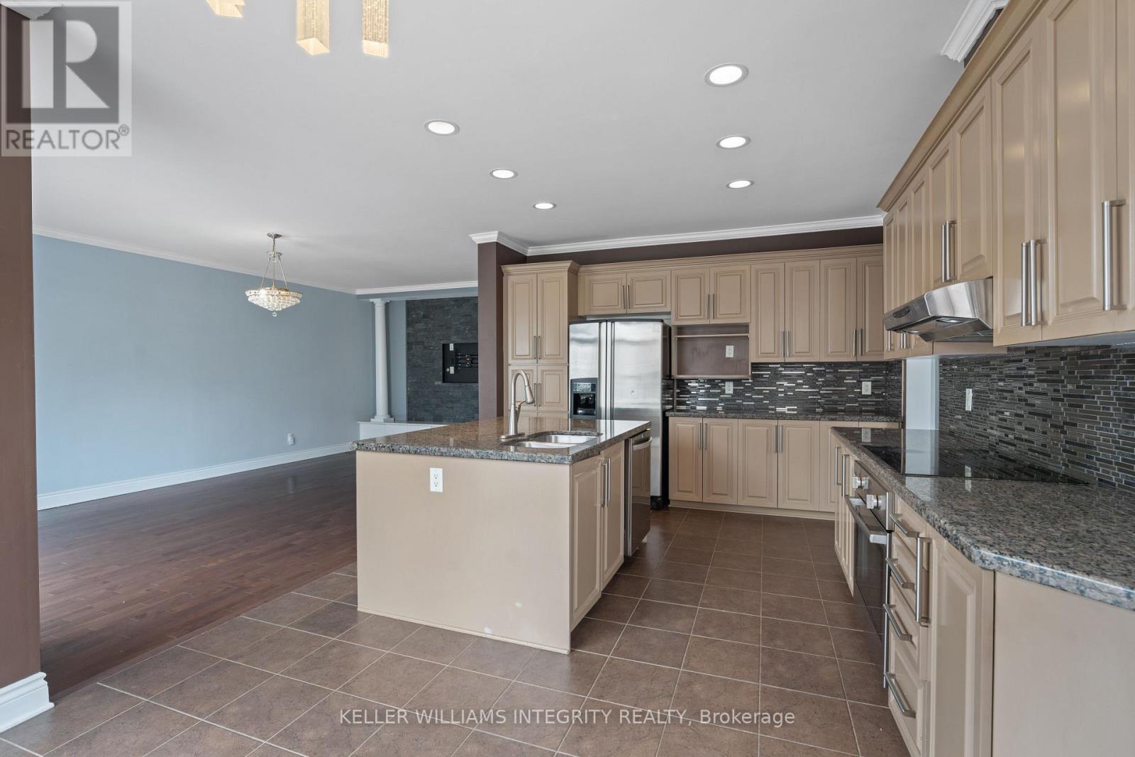 659 Pelican Street, Ottawa, Ontario  K4A 4K5 - Photo 17 - X12139201