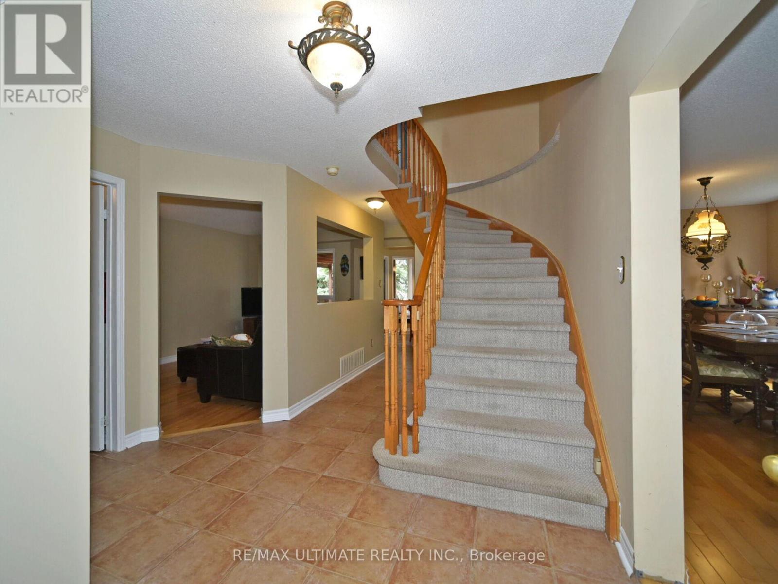 Property at 1110 CORRIE STREET image 4