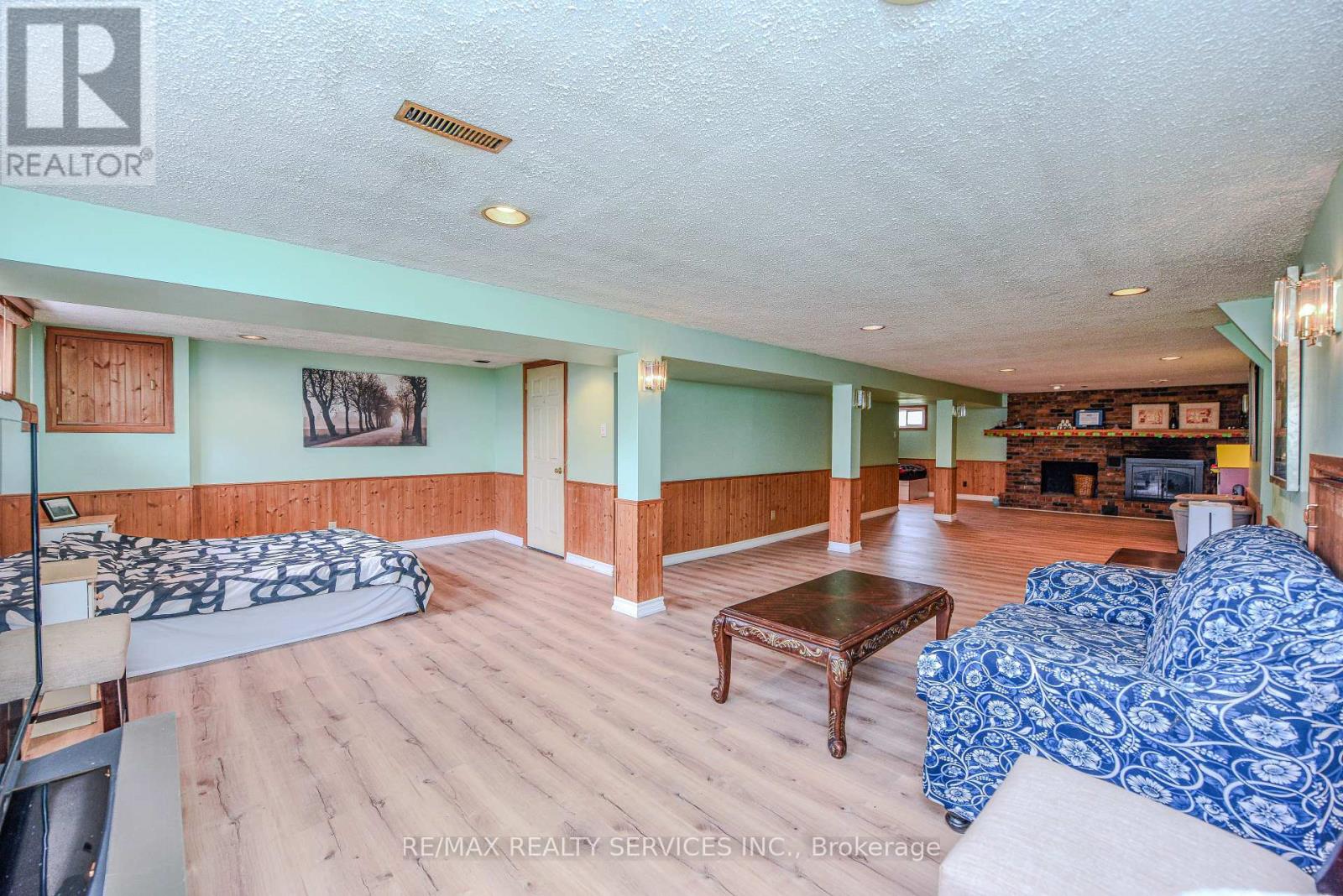383 Bartley Bull Parkway, Brampton, Ontario  L6W 2M1 - Photo 14 - W12138601