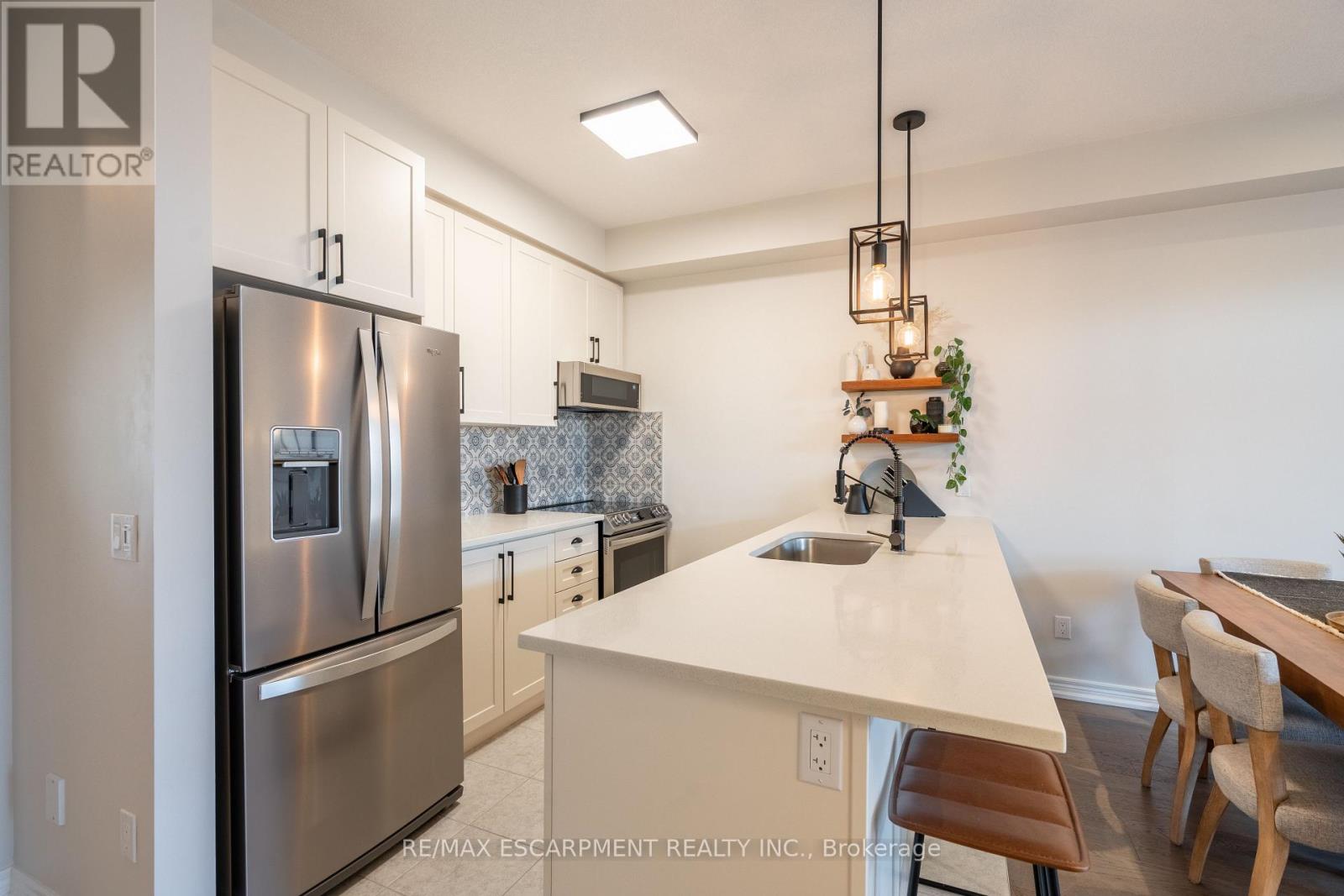 10 - 5056 New Street S, Burlington, Ontario  L7L 0H4 - Photo 8 - W12138958