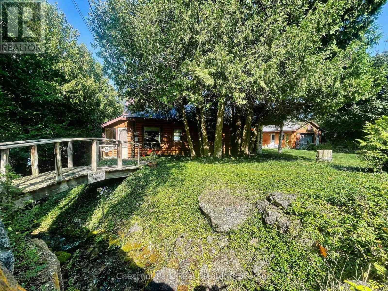 36 William Street, Northern Bruce Peninsula, Ontario  N0H 1W0 - Photo 5 - X12139243