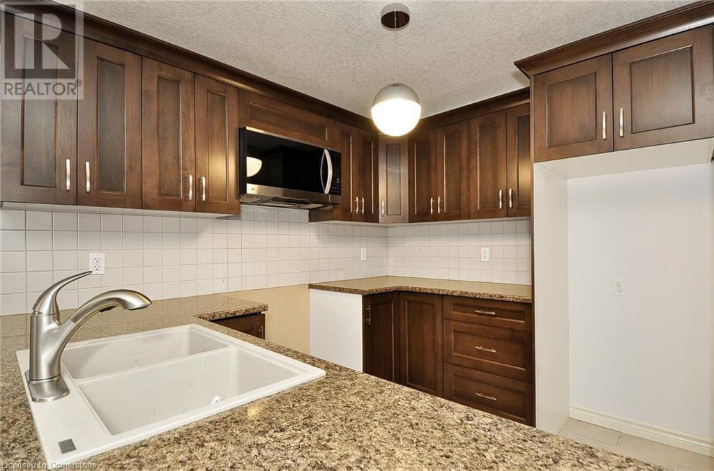 8 Lockwood Street, Cambridge, Ontario  N1P 0A5 - Photo 13 - 40727161