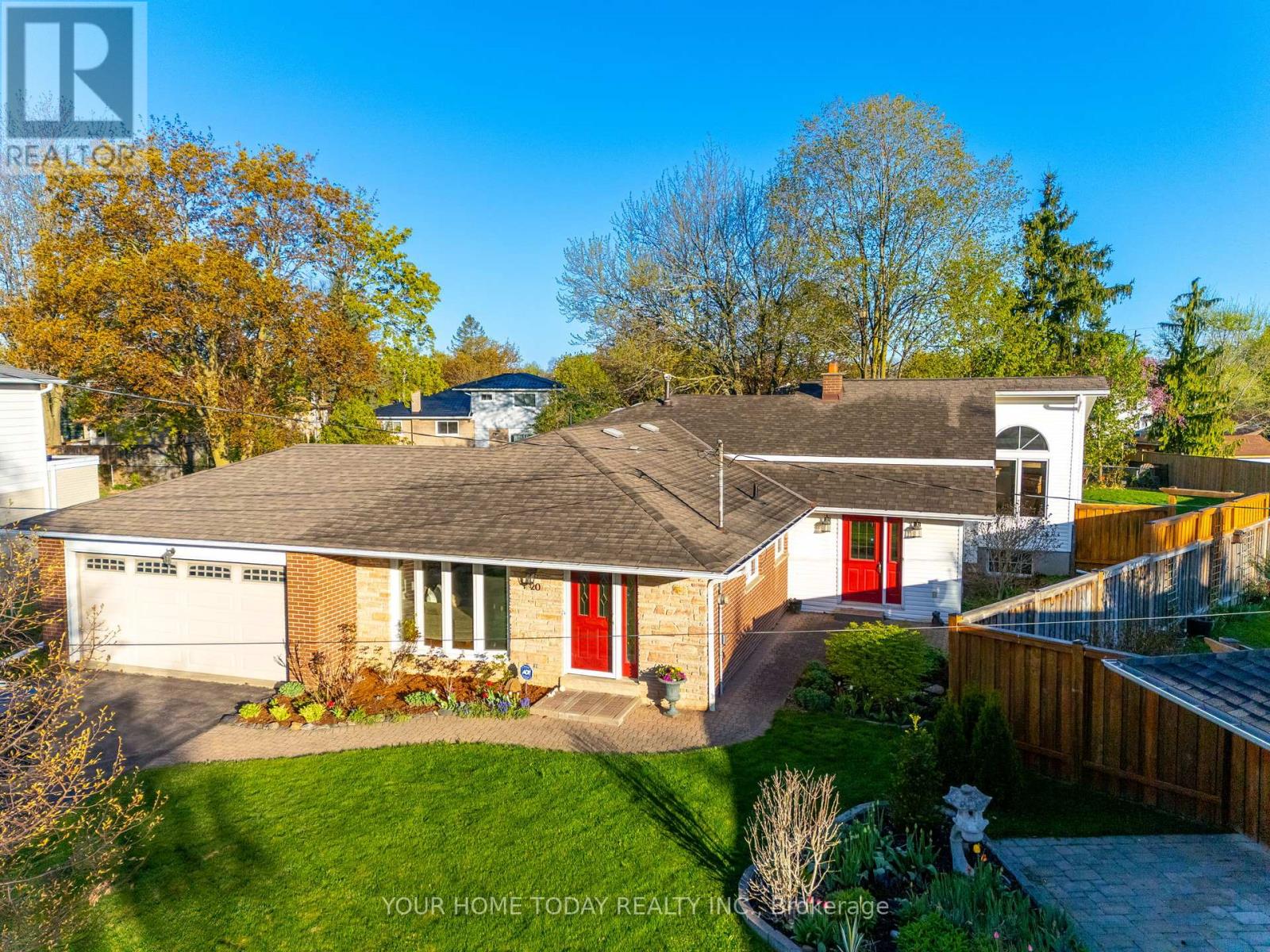 Property at 20 AIREDALE COURT image 1