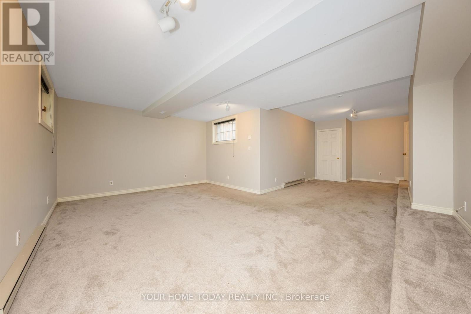 20 Airedale Court, Halton Hills (Georgetown), Ontario  L7G 1G2 - Photo 40 - W12137801