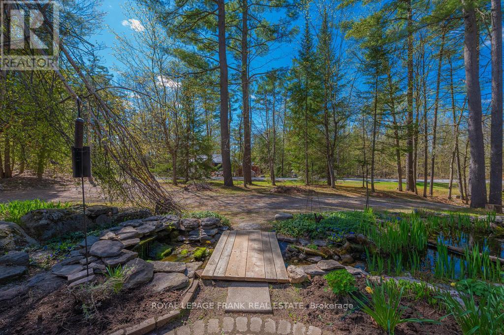 Property at 132 SUGARBUSH CRESCENT image 5