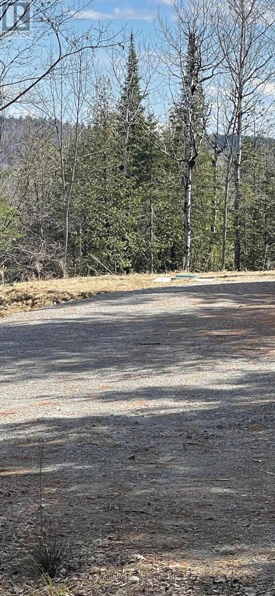 47 Arbor Vitae Road E, Madawaska Valley, Ontario  K0J 1B0 - Photo 16 - X12129543