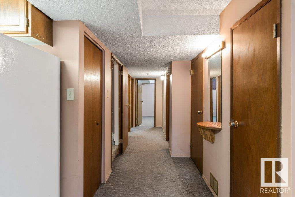 7503 36b Av Nw, Edmonton, Alberta  T6K 0L4 - Photo 26 - E4435767