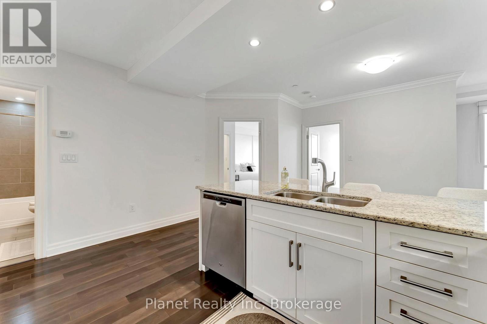 906 - 160 Macdonell Street, Guelph, Ontario  N1H 0A9 - Photo 7 - X12131210