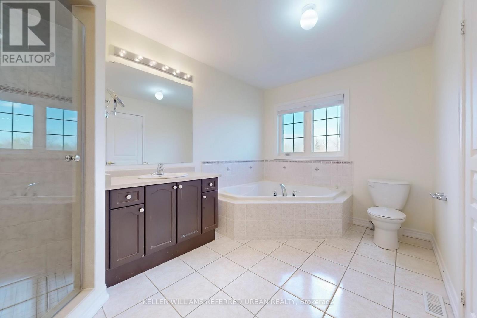 32 Haskett Drive, Markham, Ontario  L6B 0S9 - Photo 26 - N12138740