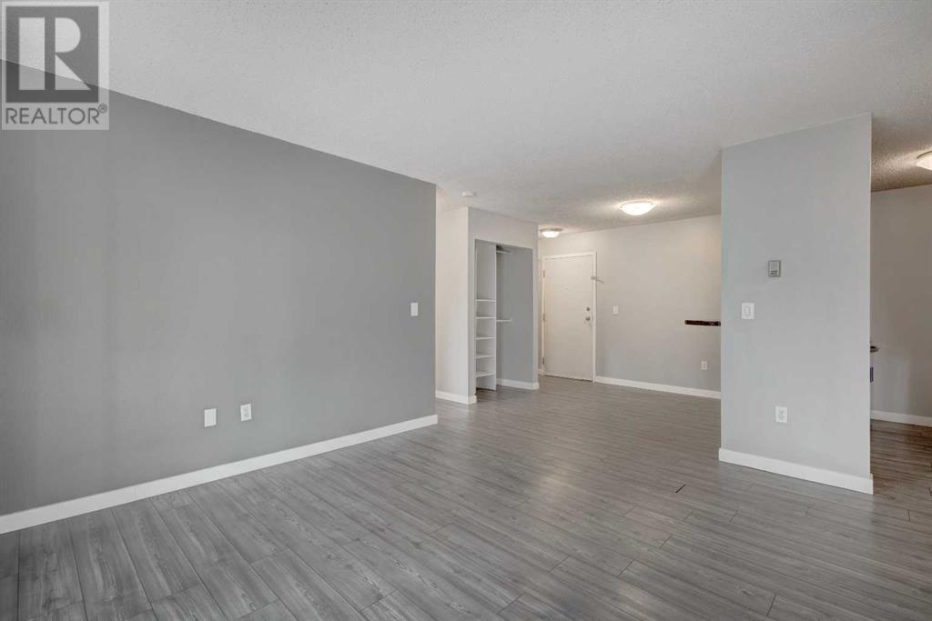Property at 216, 21 Dover Point SE image 4