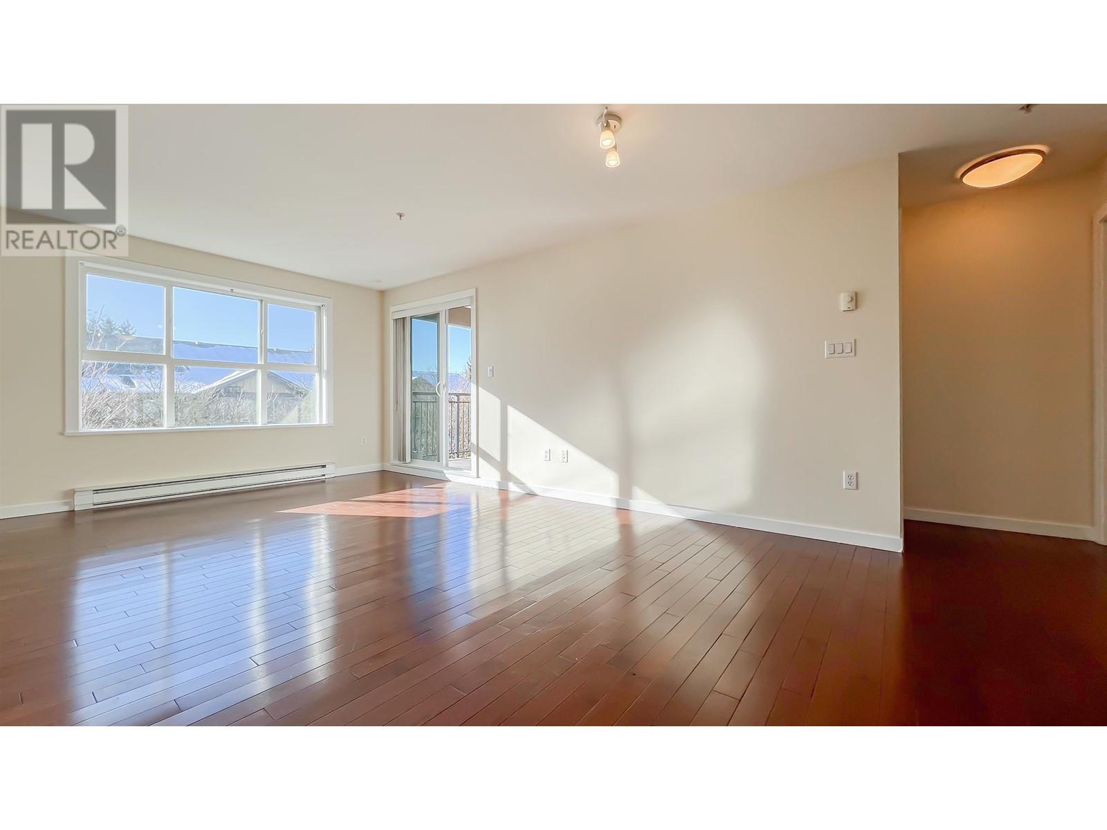 213 5885 IRMIN STREET, burnaby, British Columbia