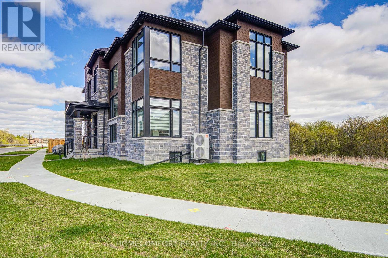 Property at 578 BAKER HILL BOULEVARD image 4