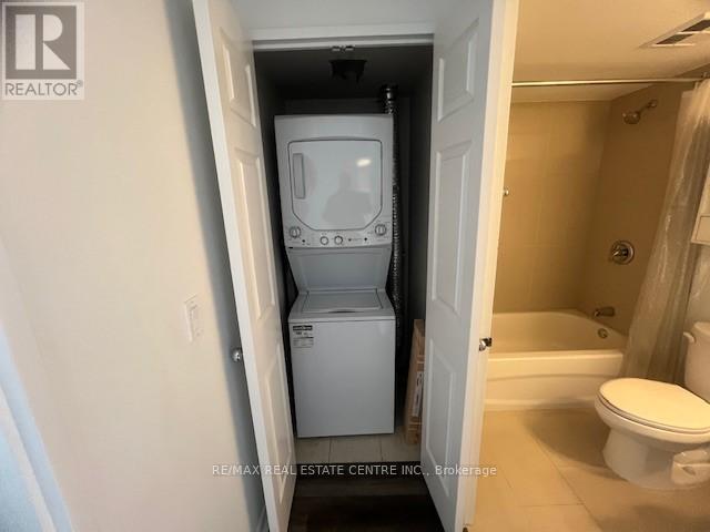 1611 - 335 Webb Drive, Mississauga (City Centre), Ontario  L5B 3Z9 - Photo 13 - W12120692