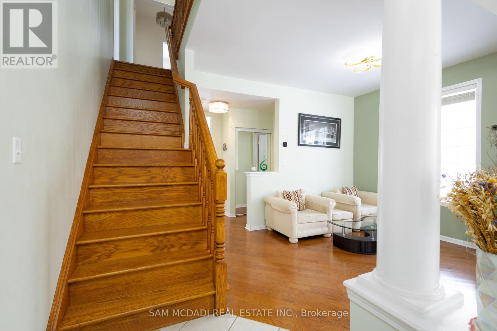 Property at 19 JENNER COURT image 5