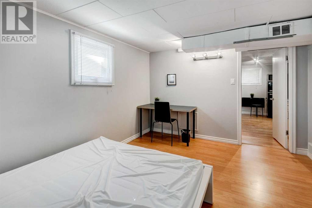 2614 1 Avenue Nw, Calgary, Alberta  T2N 0C4 - Photo 15 - A2218992