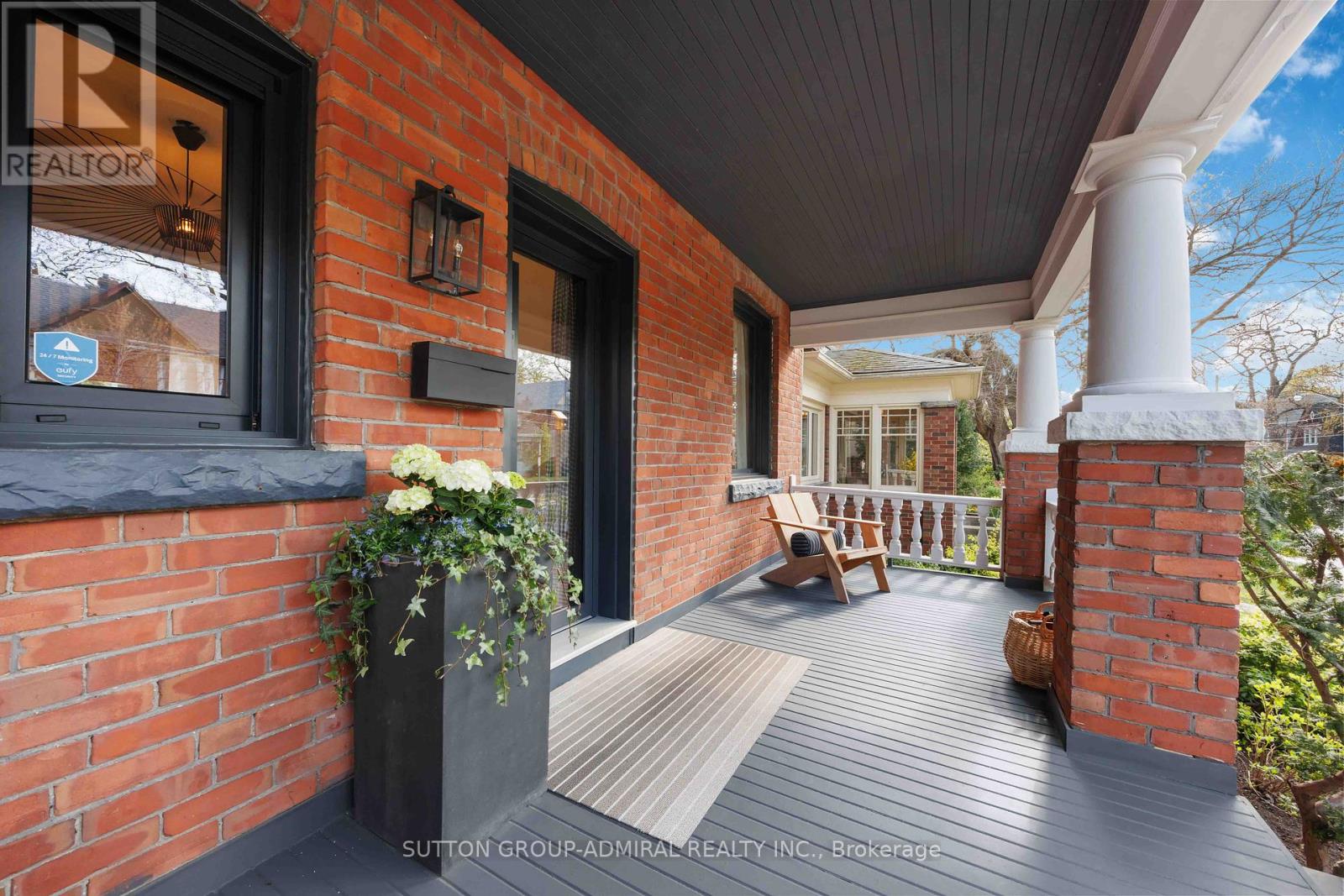 Property at 427 ANNETTE STREET image 4