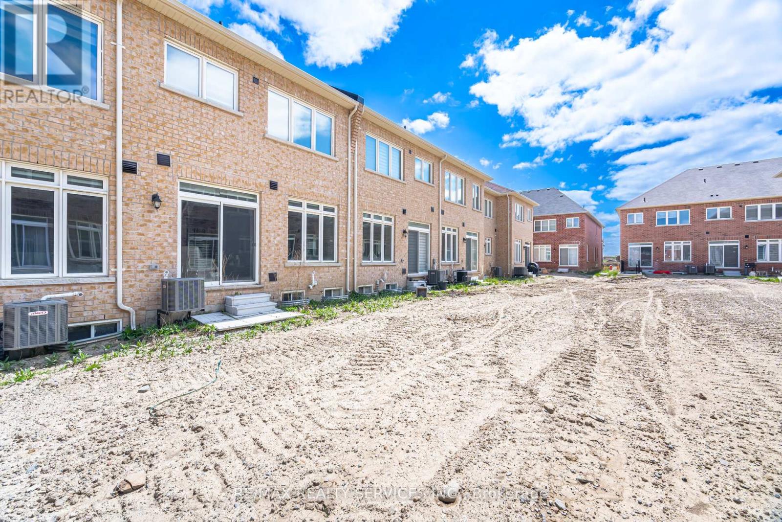 93 Royal Fern Crescent, Caledon, Ontario  L7C 4G9 - Photo 33 - W12139319