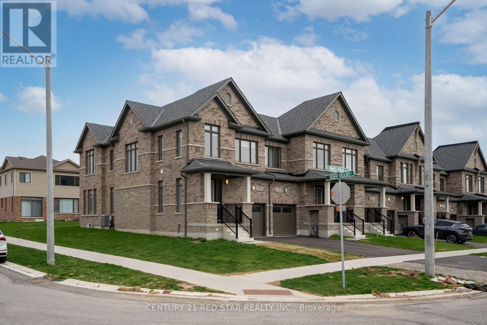 Property at 89 PRINCE PHILIP BOULEVARD image 2
