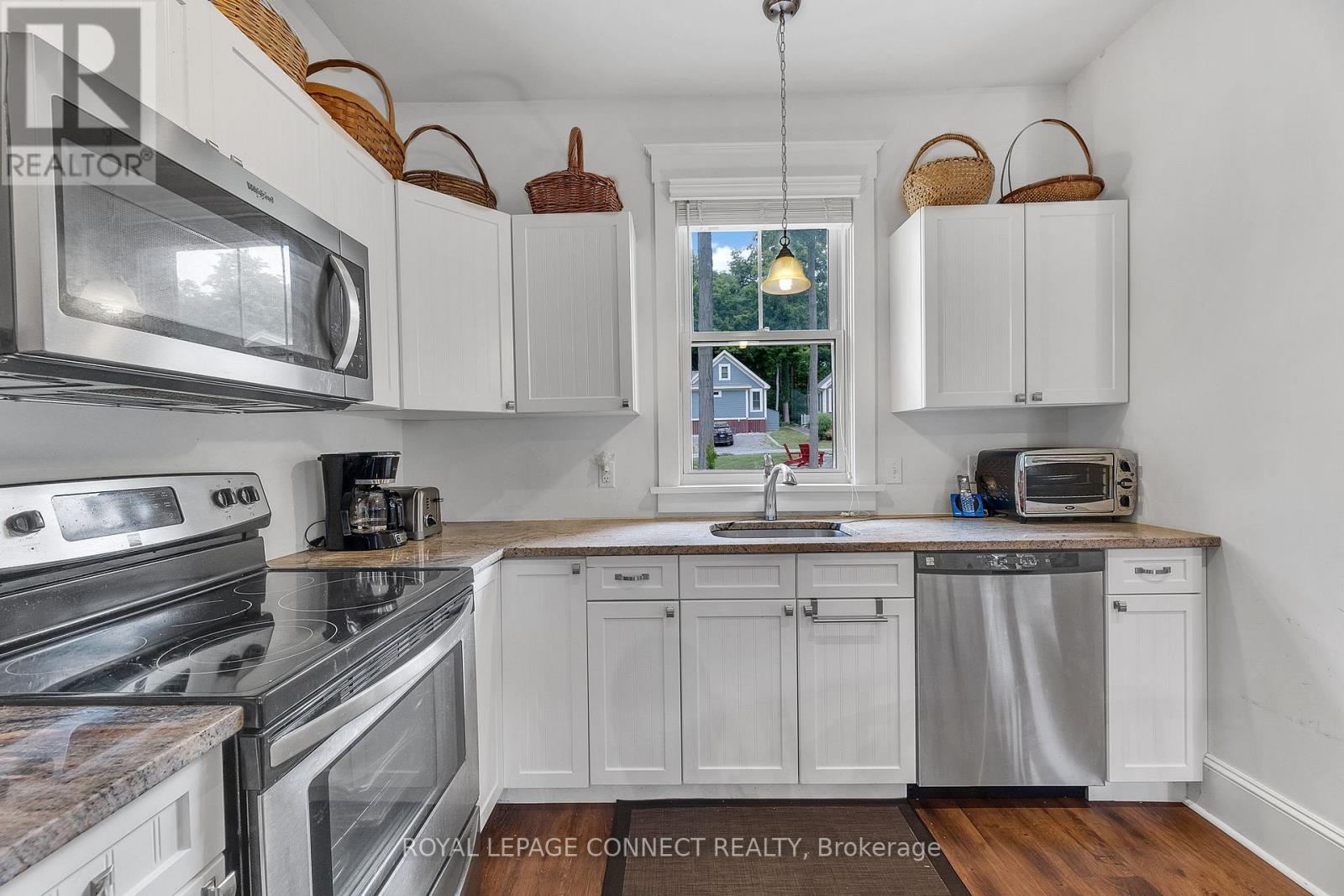 217 - 7 Hollow Lane E, Prince Edward County, Ontario  K0K 1P0 - Photo 17 - X12139307