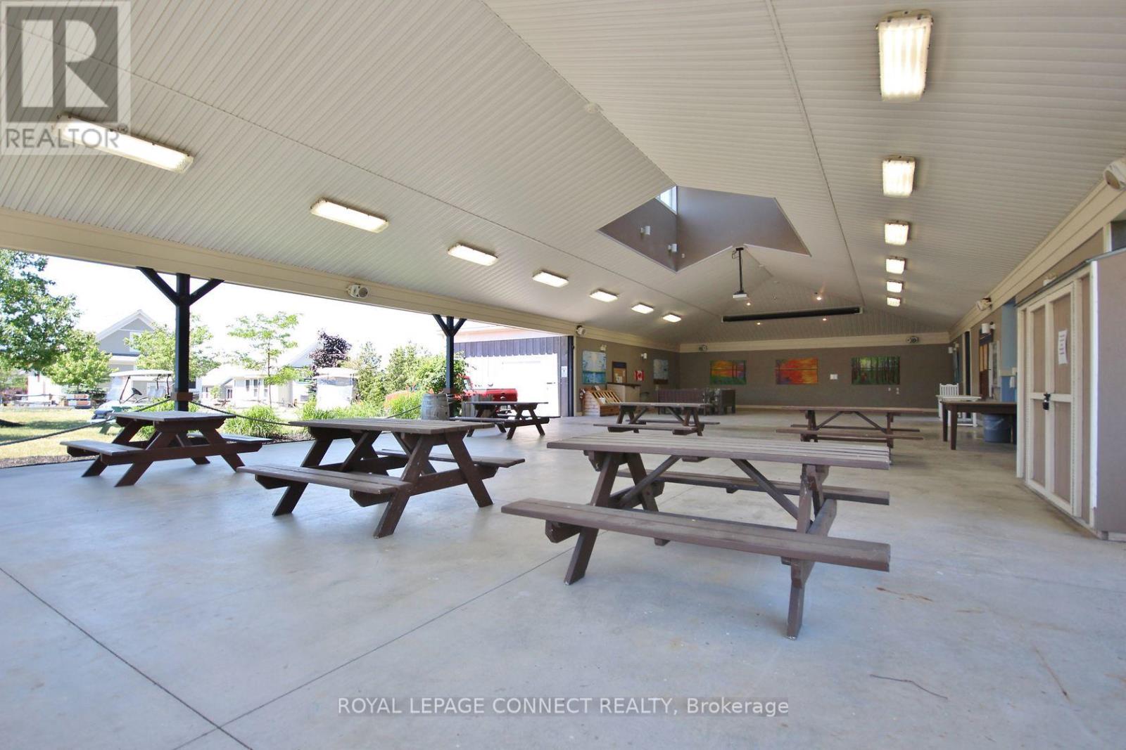 217 - 7 Hollow Lane E, Prince Edward County, Ontario  K0K 1P0 - Photo 32 - X12139307