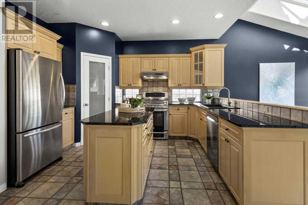 Property at 142 Valley Glen Heights NW image 5