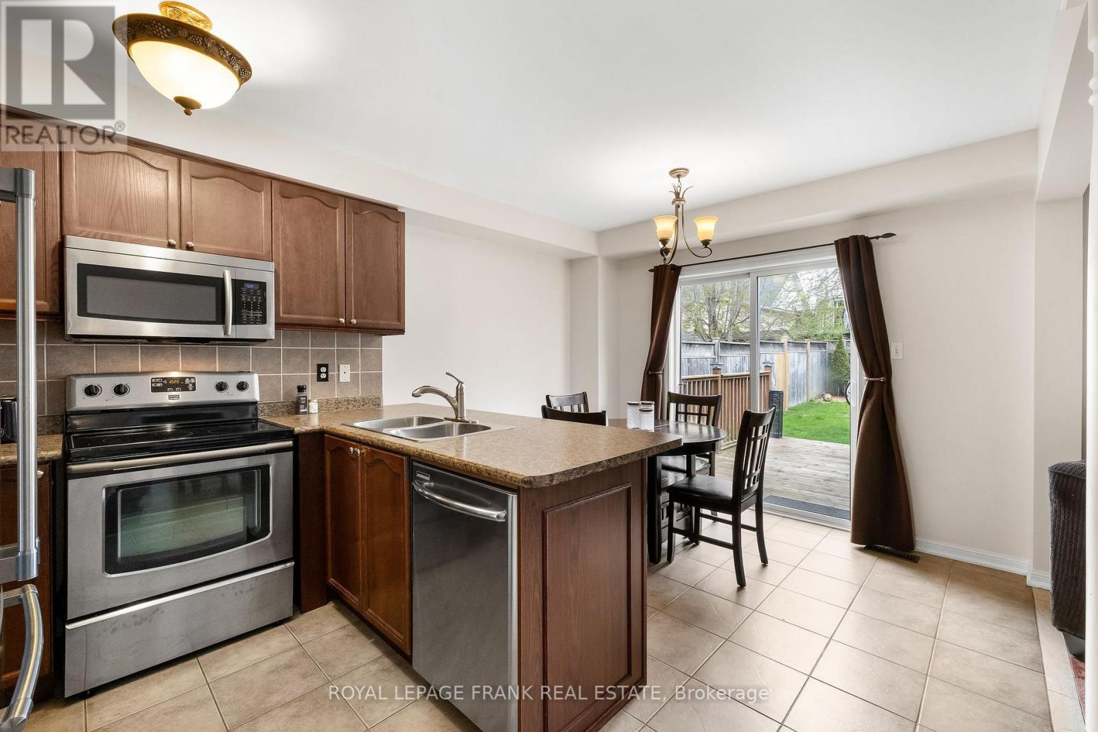 42 Childs Court, Clarington, Ontario  L1C 5P2 - Photo 16 - E12139323