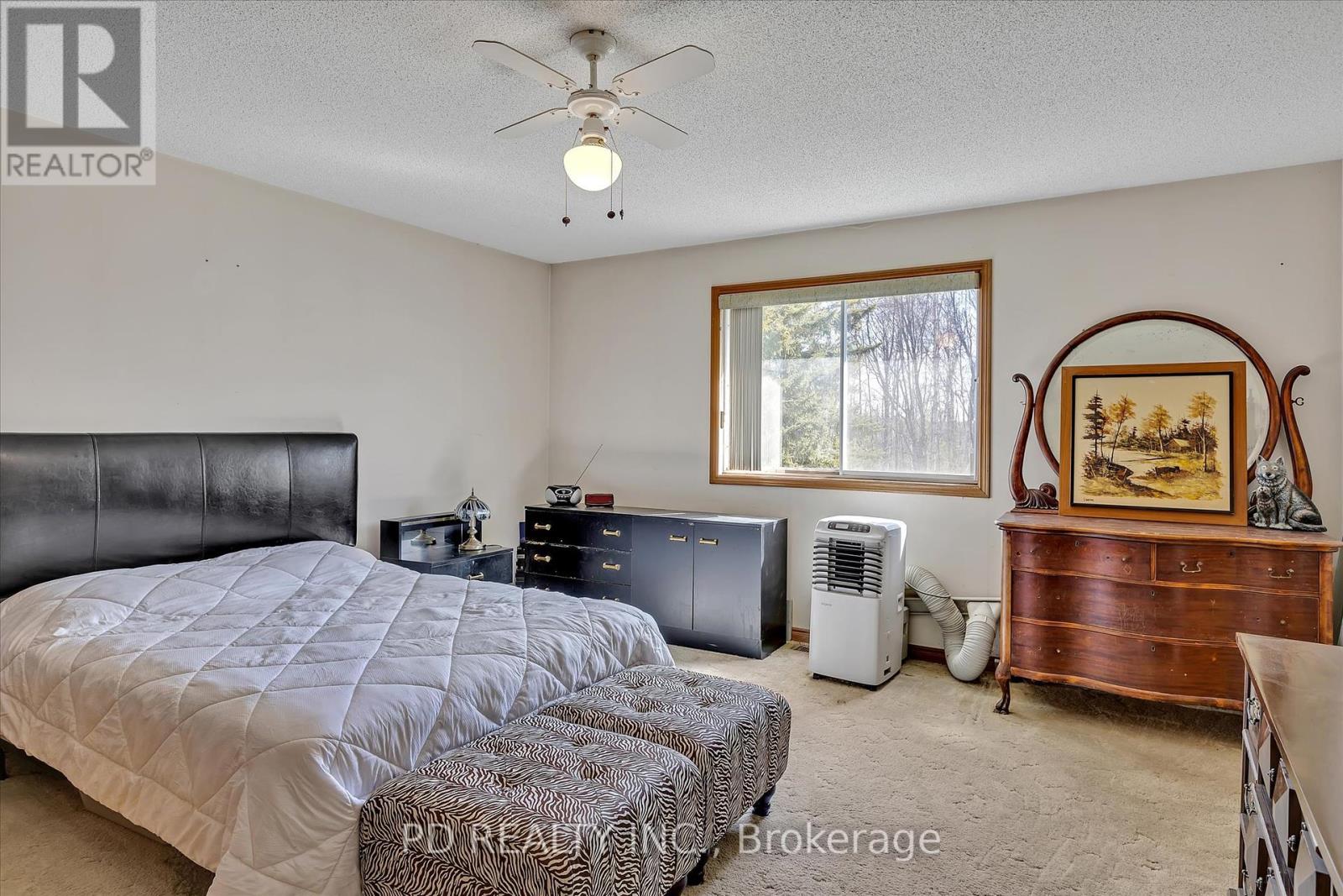 40 Clearview Drive, Kawartha Lakes, Ontario  K0L 2W0 - Photo 16 - X12139327