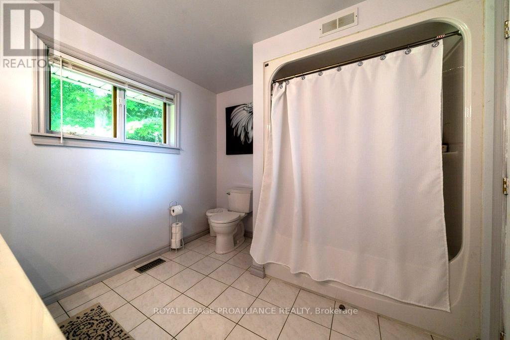 1049 Perry Lane, Frontenac, Ontario  K0H 1K0 - Photo 19 - X12139355