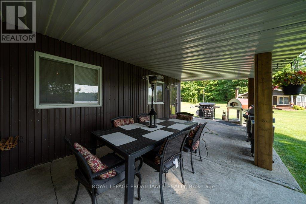 1049 Perry Lane, Frontenac, Ontario  K0H 1K0 - Photo 25 - X12139355