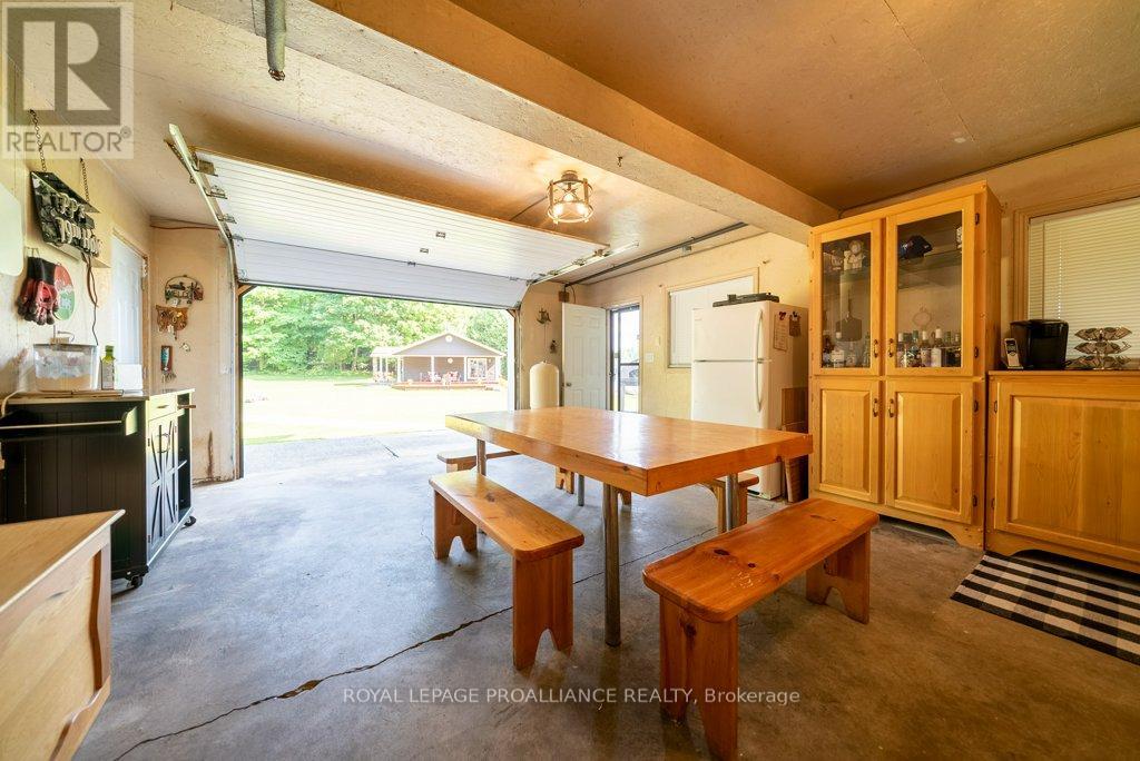 1049 Perry Lane, Frontenac, Ontario  K0H 1K0 - Photo 27 - X12139355