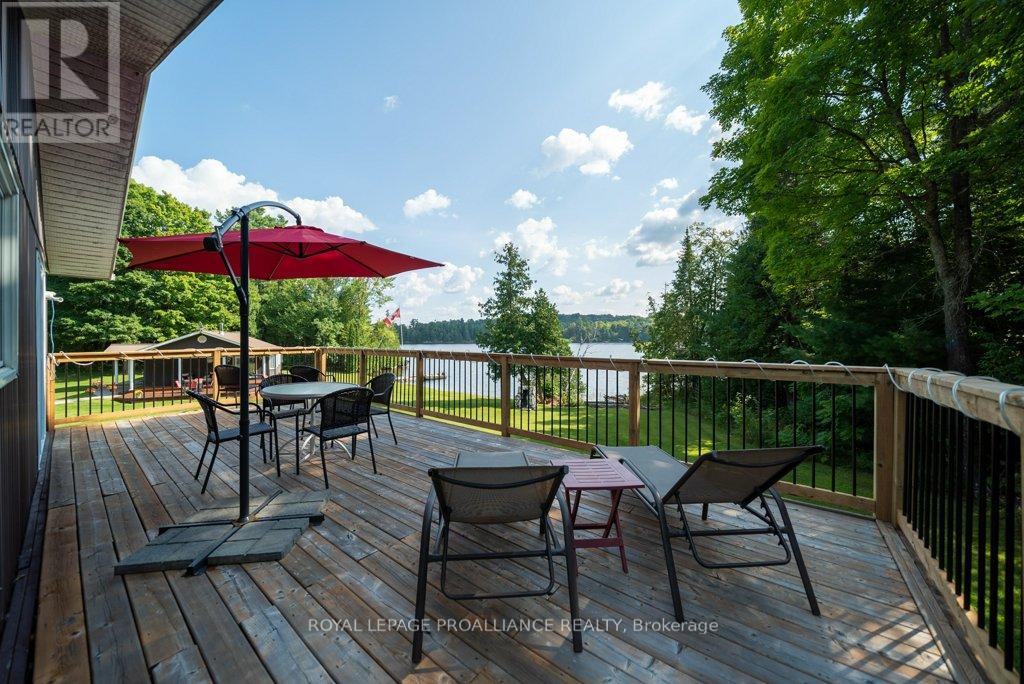 1049 Perry Lane, Frontenac, Ontario  K0H 1K0 - Photo 33 - X12139355