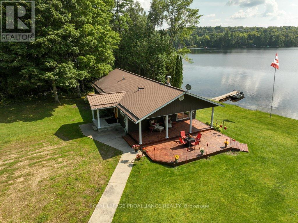 1049 Perry Lane, Frontenac, Ontario  K0H 1K0 - Photo 5 - X12139355