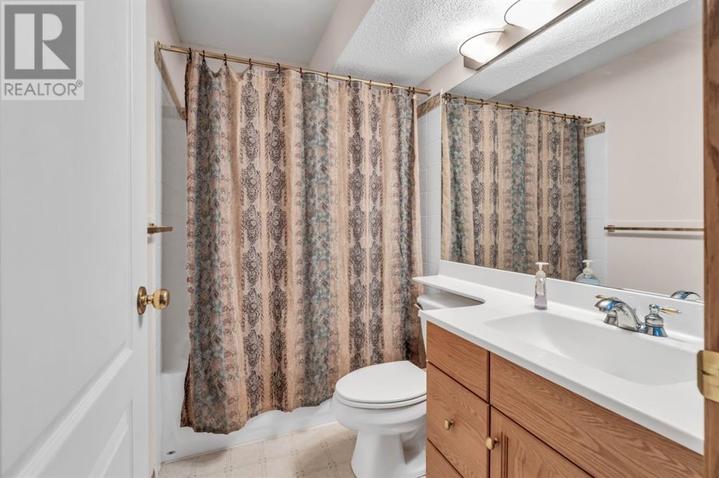 430 Wentworth Place Sw, Calgary, Alberta  T3H 4L4 - Photo 23 - A2216528